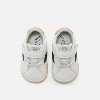 Sneakers pour Garcon mod&egrave;le FREE BABY de MTNG