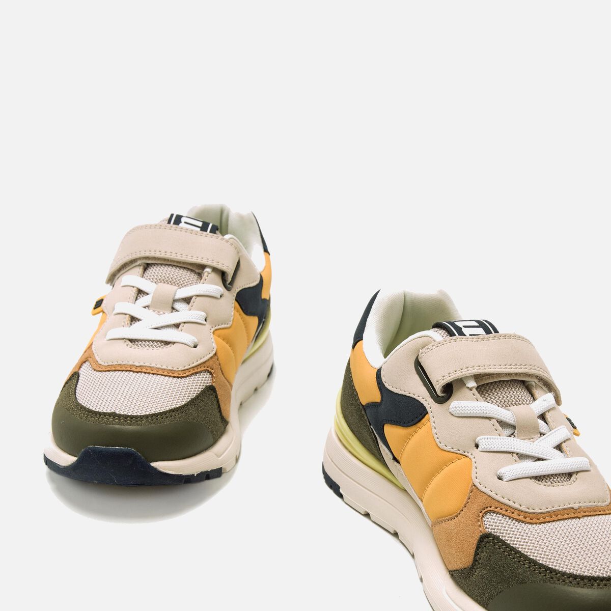 Zapatillas de Nino modelo COMPACT de MTNG image number 3