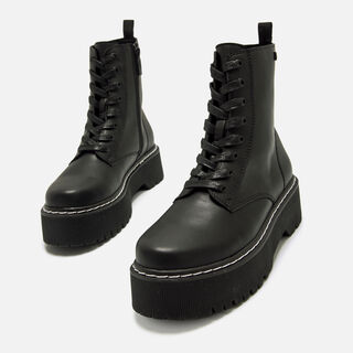 Bottines plates pour Femme modèle STORMY de MTNG