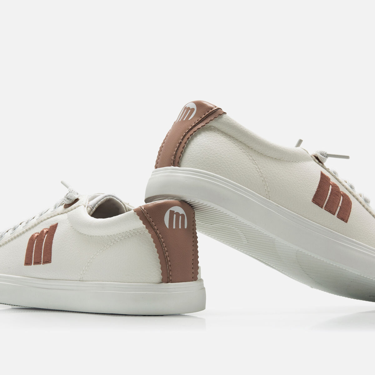 Zapatillas de Mujer modelo ARIA de MTNG image number 3