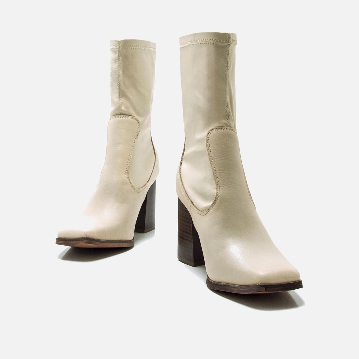 Botas de tornozelo de salto de Mulher modelo PORTO de MTNG image number 3