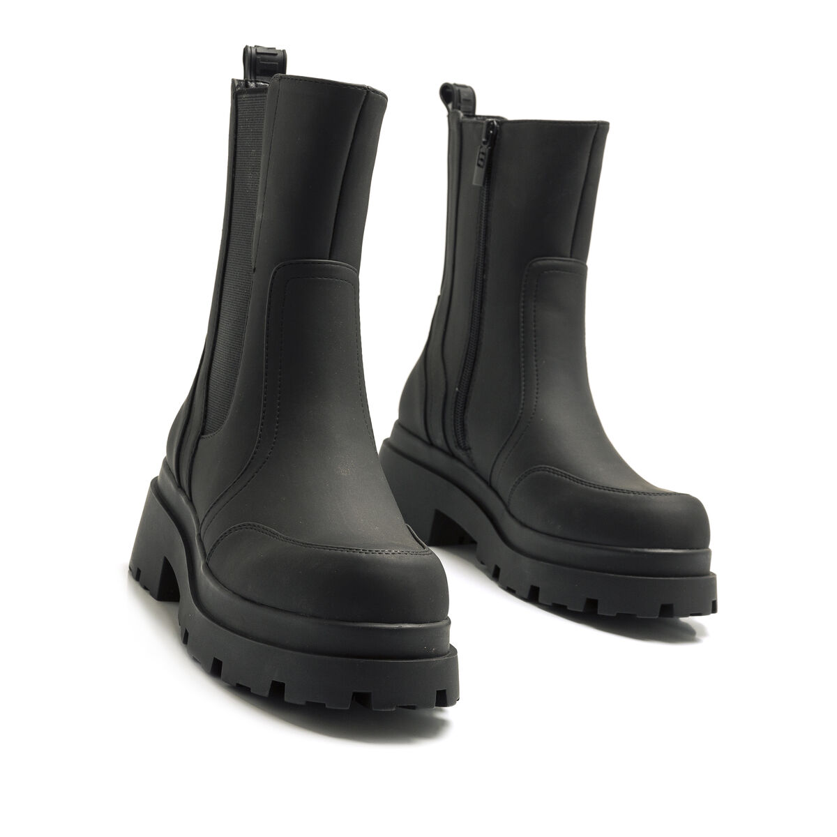 Botas de tornozelo planas de Mulher modelo MISSIONE de MTNG image number 7