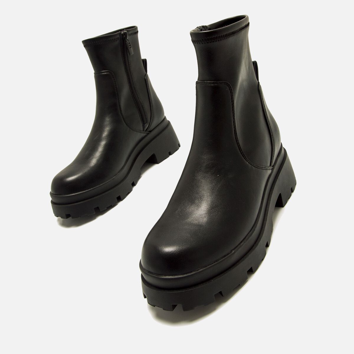Botines planos de Mujer modelo MISSIONE de MTNG image number 1