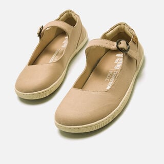Chaussures plates pour Femme modèle FREE de MTNG