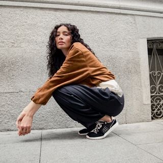 Sneakers pour Femme mod&egrave;le FREE de MTNG