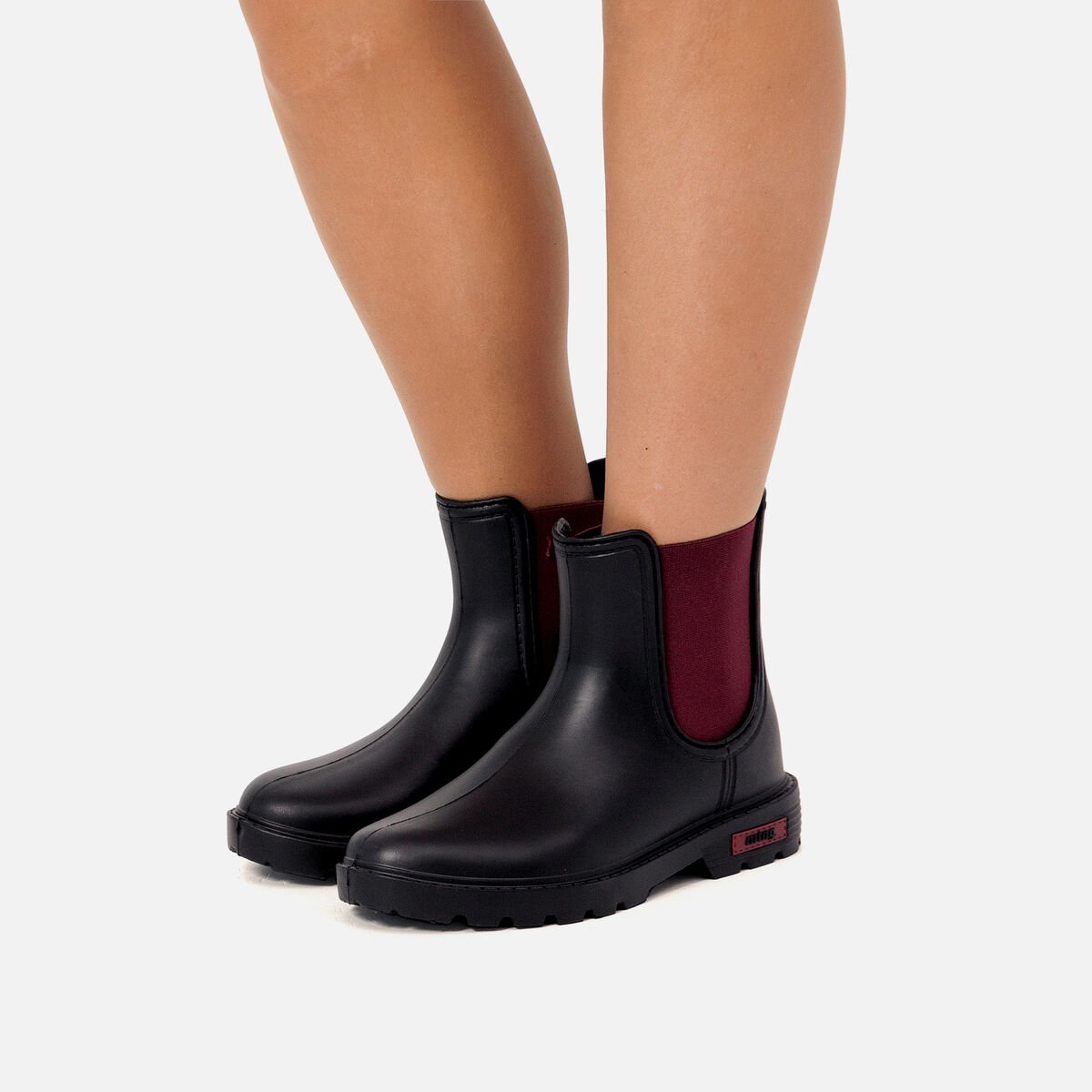 Botas de tornozelo planas de Mulher modelo HALO de MTNG image number 2