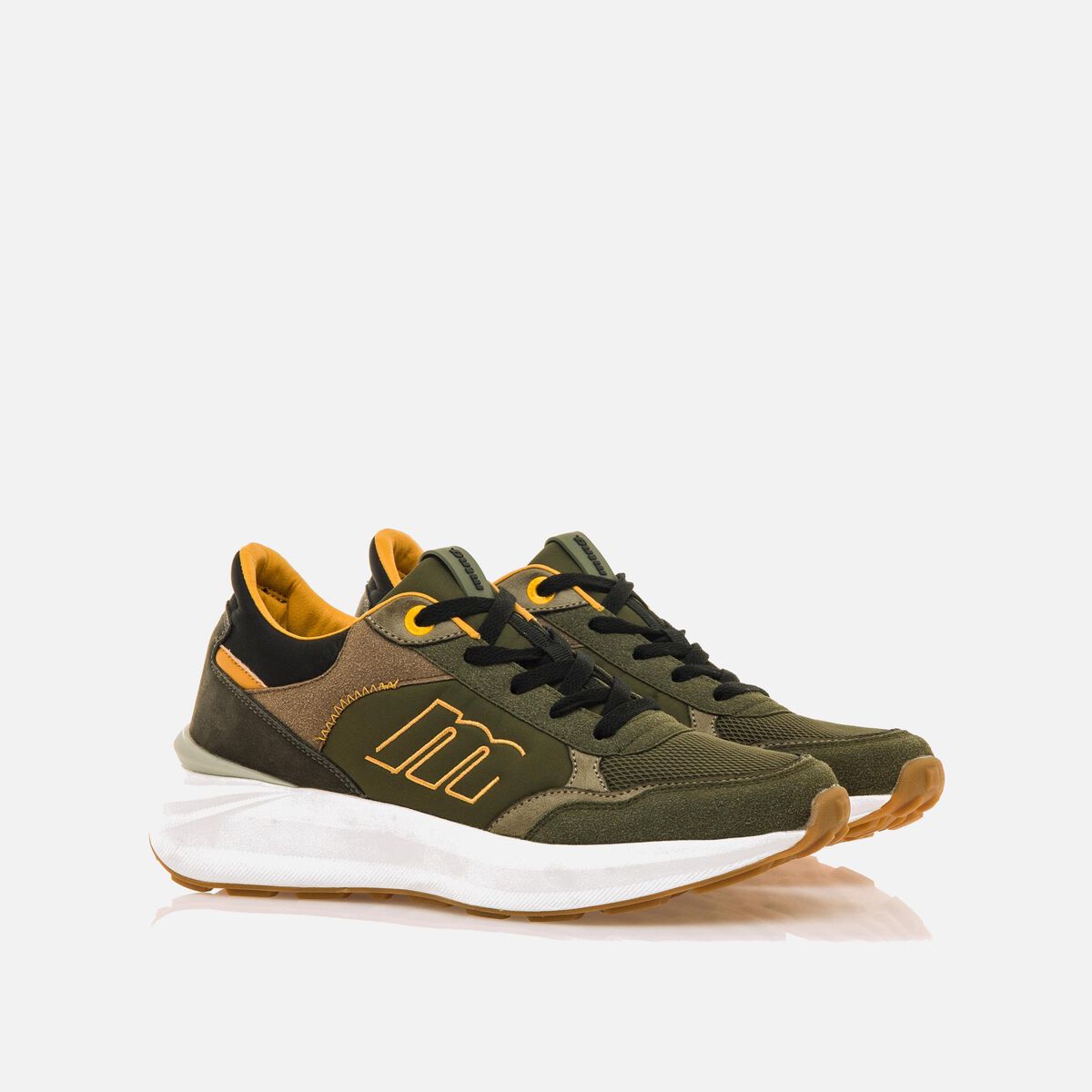 Zapatillas de Hombre modelo BORNEO de MTNG image number 4
