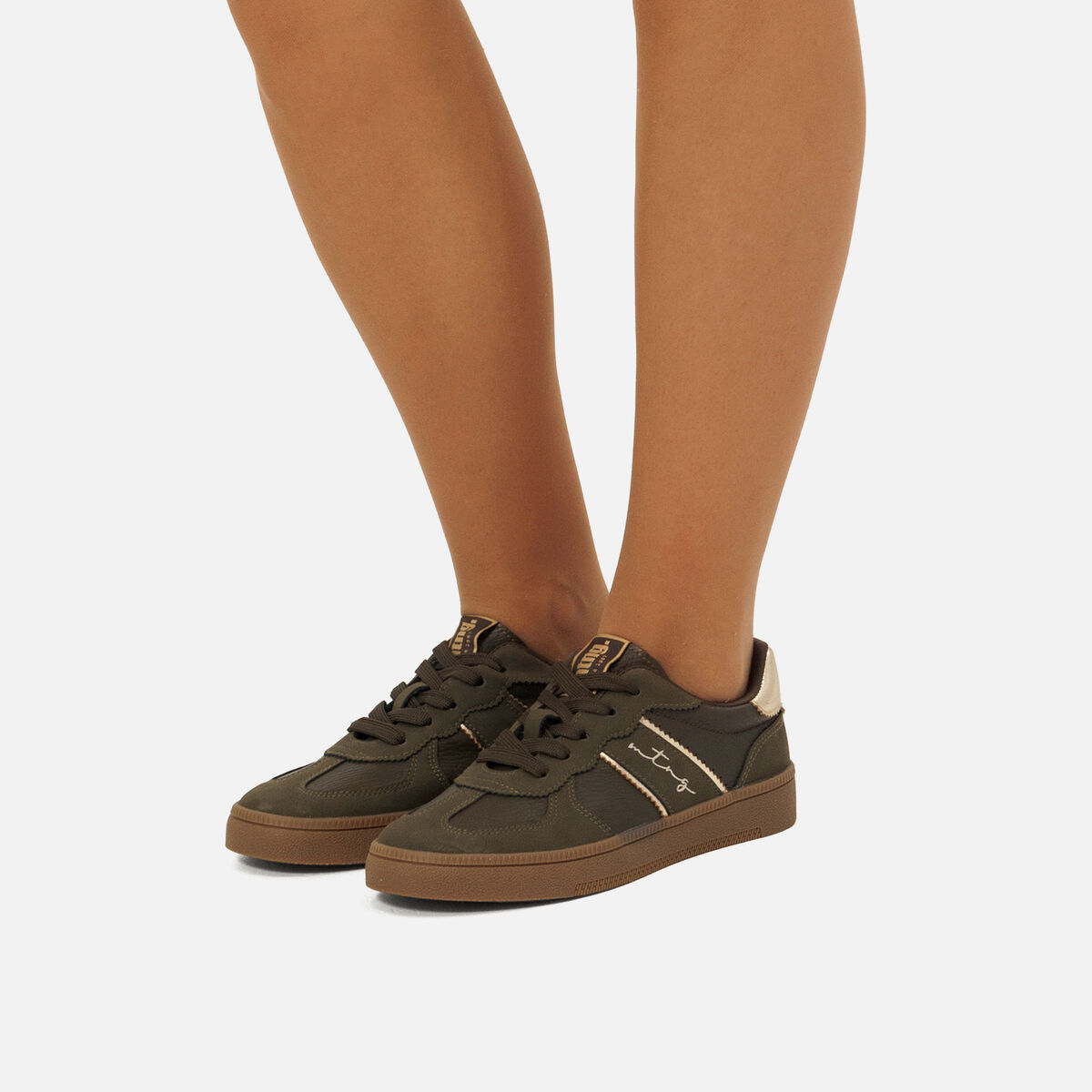 Zapatillas de Mujer modelo ROY de MTNG image number 2