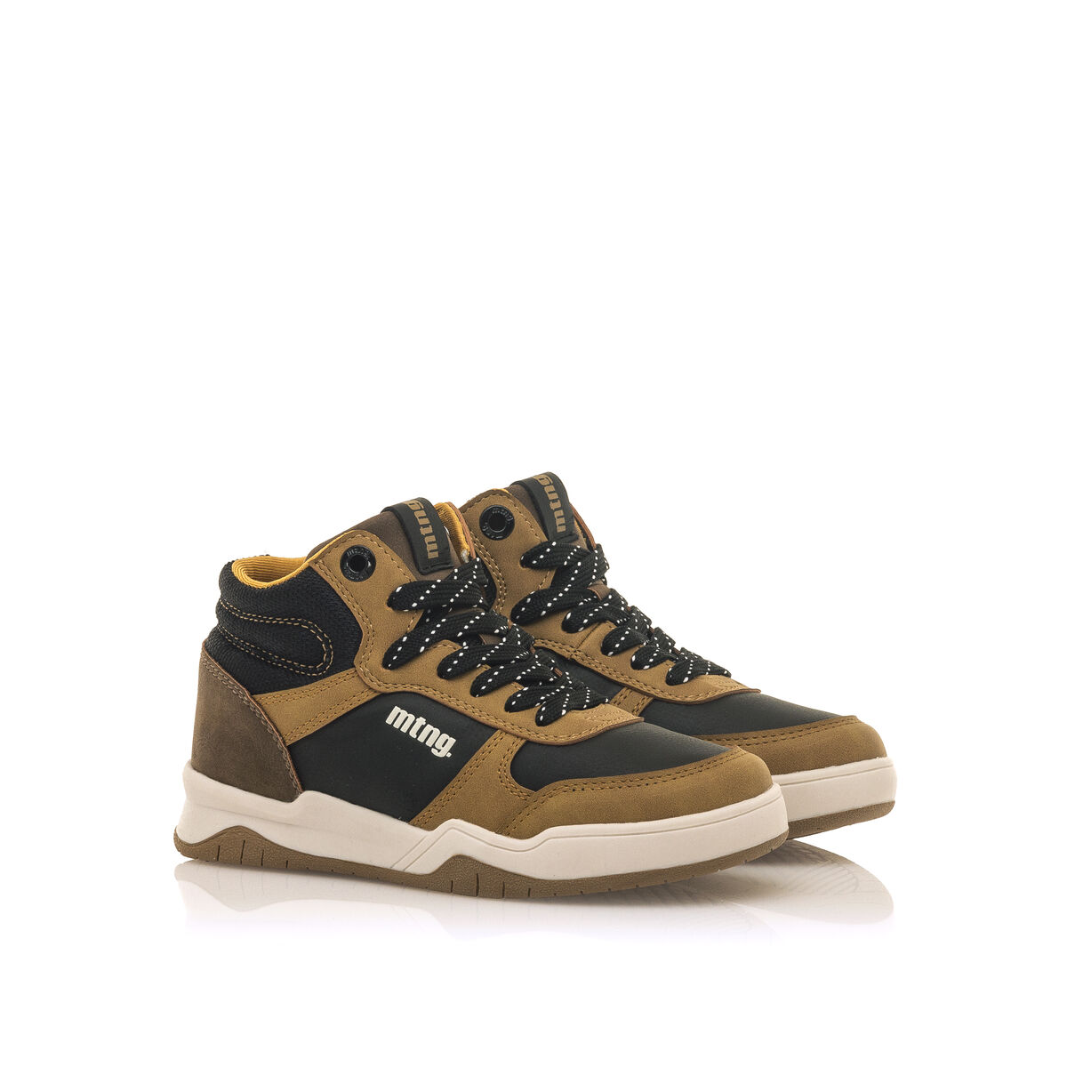 Zapatillas de Nino modelo MIAMI de MTNG image number 1