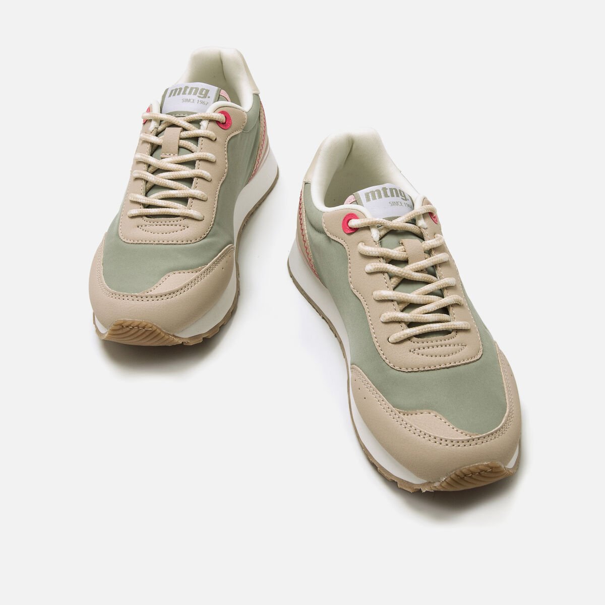 Sneakers de Mulher modelo JOGGO CLASSIC de MTNG image number 3