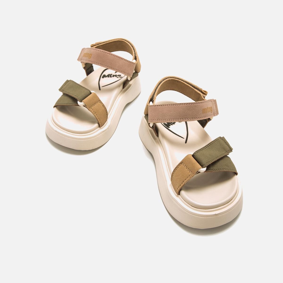 Sandalias de Nina modelo CLOUD de MTNG image number 5