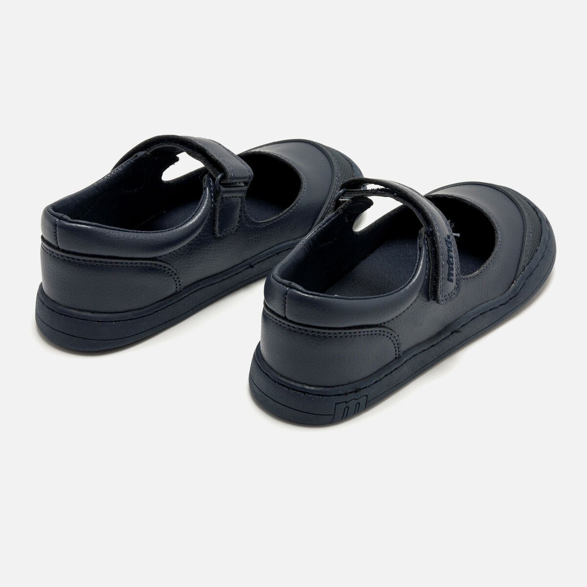 Calcado de Rapariga modelo FREE de MTNG image number 5