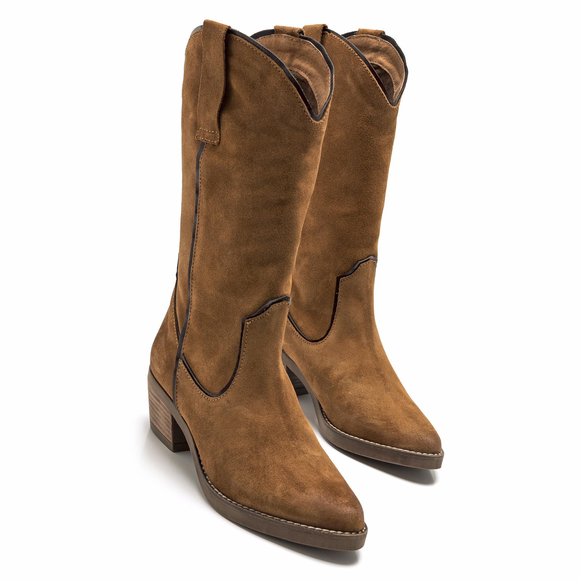 bota cowboy de mustang linea teo con caña bordada