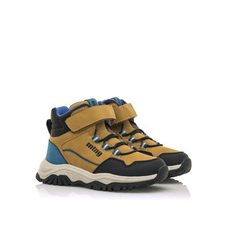 Sneakers de Rapaz modelo TRECKY de MTNG