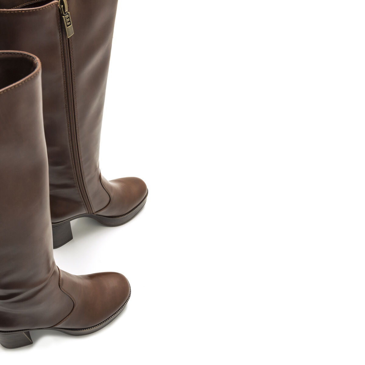 Bottes a talons pour Femme modèle NEW 67 de MTNG image number 4
