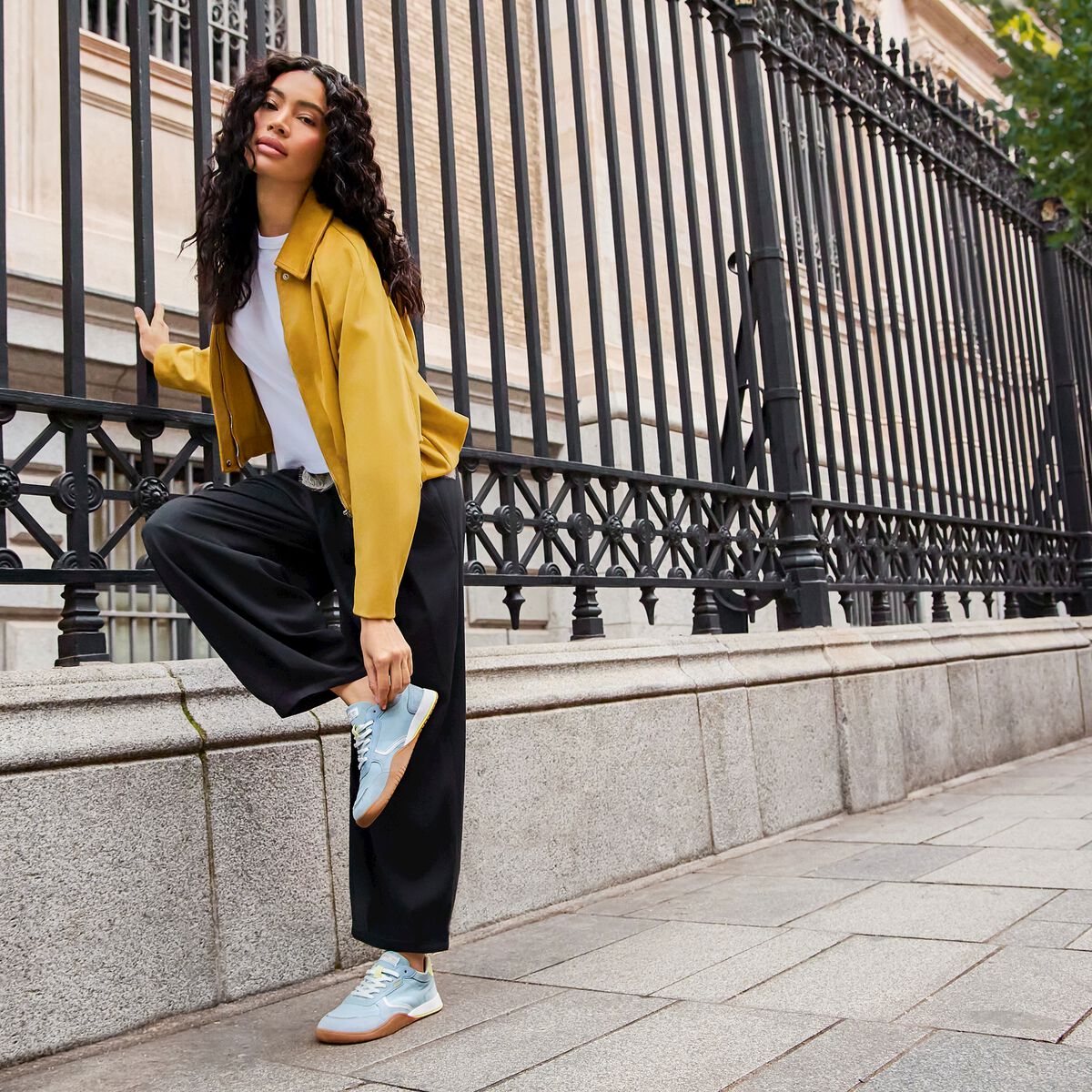 Zapatillas de Mujer modelo FREE de MTNG image number 1