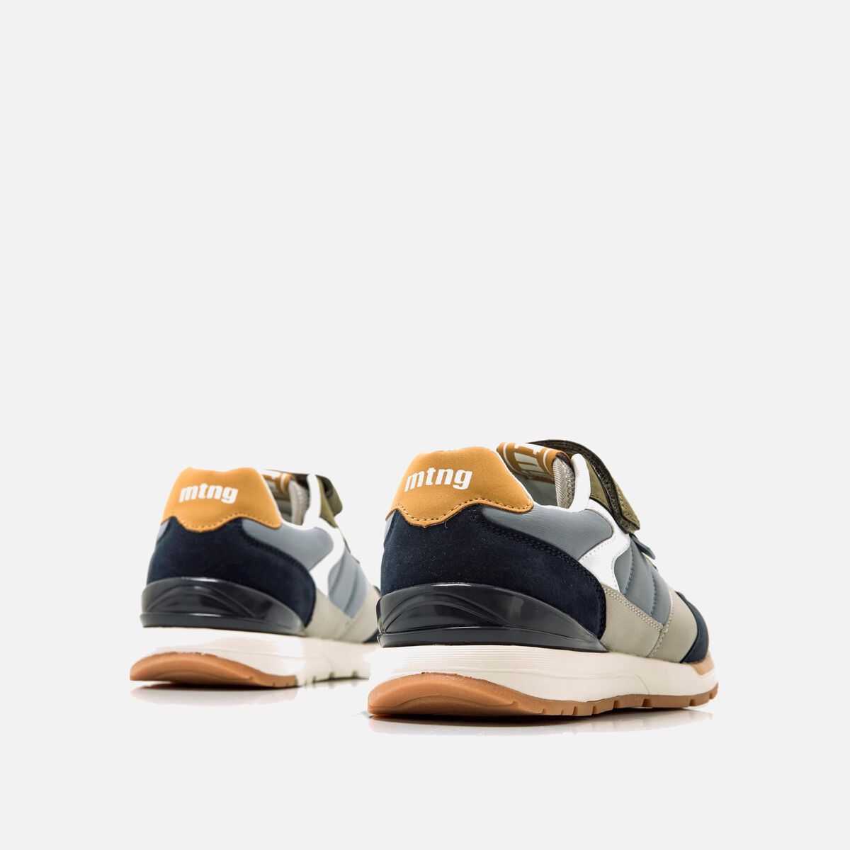 Sneakers pour Garcon modèle COMPACT de MTNG image number 2