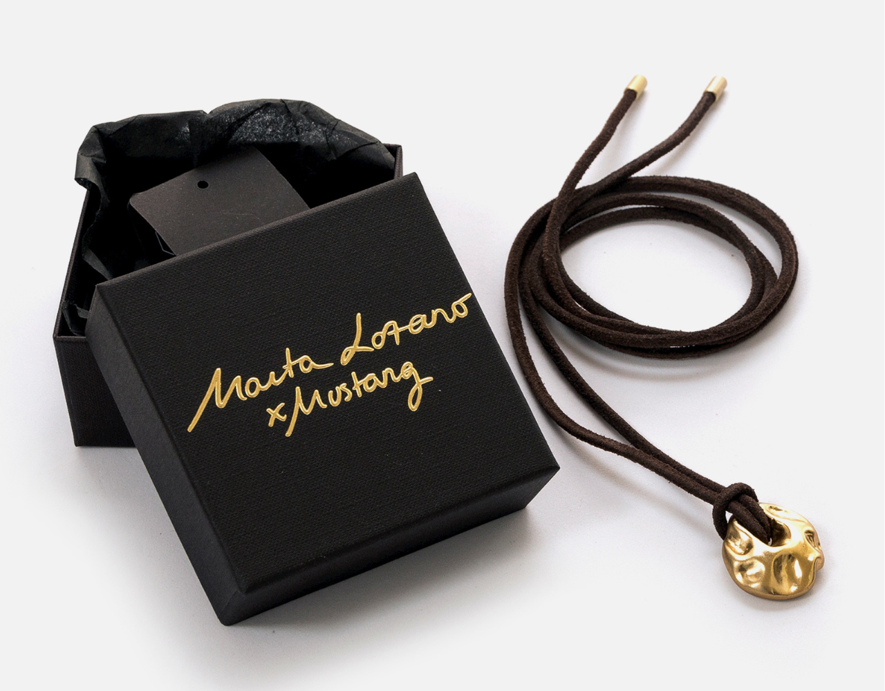 Marta Lozano y collar Orya